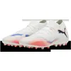 Image de PUMA Chaussures de Football Unisexes Future 8 Match MG, Puma Blanc PUMA Noir Rouge Vif, 44.5 EU