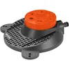 Image de Arroseur multisurfaces Plus Boogie Classic de Gardena : arroseur de pelouse pour 6 formes de surfaces différentes (cercle, demi-cercle, carré, rectangle, ellipse, jet à points), support sûr (2073-20)