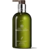 Image de Molton Brown Shampoing revitalisant au romarin 300 ml