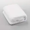 Image de Baker Ross AX569 Couverture De Neige Artificielle - 2.4 m x 90 cm, Neige Artificielle Pour Les Présentoirs De Noël, Les Tapis De Neige, Les Grottes Du Père Noël Ou Les Vitrines