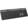 Image de Logitech Signature Slim Solar+, Clavier sans Fil alimenté par la lumière Solaire et Artificielle, Batterie Durable Jusqu’à 10 Ans, Touches Personnalisables, Bluetooth, CH QWERTZ - Graphite