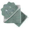 Image de NOUKIE'S - Cape de bain et Gant de toilette en éponge pour bébé - Coton - Vert - Ops - Idéal dès la naissance