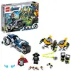 Image de LEGO 76142 Marvel L'attaque du Speeder Bike des Avengers, Set de Jeu, Figurines de Black Panther et de Thor