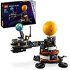 Image de LEGO Technic La Planète Terre et la Lune en Orbite, Jouet de Construction Créatif & 10329 Icons Les Plantes Miniatures, 9 Fleurs Artificielles à Construire