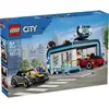Image de 60497 LEGO® CITY Route de lavage avec 2 voitures jouets, brosses rotatives, pellets deau et station daspirateur