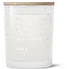 Image de Skandinavisk SNÖ Bougie parfumée « Snow », édition spéciale, notes de parfum : forêts gelées et baies givrées, souffle aigu du ciel subzéro, formule végétalienne, 200 g