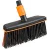 Image de Fiskars Balai d'extérieur, Tête d'outil QuikFit, Largeur: 26 cm, Poils en polypropylène, Noir/Orange, QuikFit, 1001417