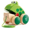 Image de Hape Grenouille Jouet en Bois Enfant 1 an - Jouet à Tirer et Pousser - Motricité, Imagination & Dextérité de l'enfant - Jouet 1 an 100% Sûre - avec Ficelle Facile Adaptée aux Petites Mains