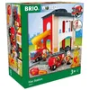 Image de Brio World - 33833 - Caserne de Pompiers - Accessoire pour circuit de train en bois - 2 niveaux - Véhicule inclus - Jouet pour garçons et filles dès 3 ans