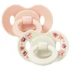 Image de Elodie Details Binky Bundle Schnuller 2er-Pack   Symmetrisch Silikon, Konkaves Saugerschild, Belüftungslöcher, Bio-Zirkuläres PP, BPA-frei, EN 1400, 3+ Monate, Petit River Rose