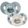 Image de Elodie Details Binky Bundle Schnuller 2er-Pack   Symmetrisch Silikon, Konkaves Saugerschild, Belüftungslöcher, Bio-Zirkuläres PP, BPA-frei, EN 1400, 0-6 Monate, Blueberry Bliss