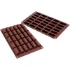 Image de Silikomart 26.129.77.0065 SF129 Moule pour Chocolat et Glace Forme Bûche Taille Mini 30 Cavités Silicone Marron