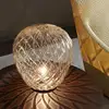 Image de FontanaArte Pinecone Lampe de table E27, F434010575TONE,