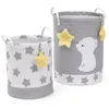 Image de Chicco Set de 2 Paniers à Jouets pour Enfants - Organiseur pour Chambre de Bébé en Tissu Doux Sensoriel avec Hochet et Pouët-pouët - Paniers Résistants pour Jouets avec Poignées - Idée Cadeau