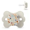 Image de Suavinex, Sucette Bébé 0/6 Mois, avec Tétine Symétrique SX Pro en Silicone, Réversible, Plate, Flexible, Respecte le Développement Buccodentaire, Nouveau-né, Wonderland Beige