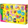 Image de Ses Forme De Jeu Et Peindre Des Chiens Et Des Chats Avec Des Paillettes