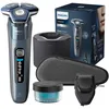 Image de Philips Rasoir Philips Series 7000 - rasoir électrique Wet & Dry bleu glacier avec tondeuse rétractable intégrée, tondeuse à barbe, coffret de voyage, Quick Clean Pod et socle de charge (S7882/54)