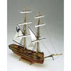 Image de Maquette bateau en bois : Captain Morgan