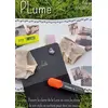 Image de Plume : devant la clarte de la lune ou sous la plume de son stylo se cachent peut-etre ses maux.. Melodie Depoortere