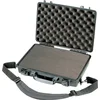 Image de PELI 1470 Valise Antichoc pour Ordinateur Portable, éTanche à L’Eau ET à la Poussière IP67, Capacité de11l, Fabriquée Aux éTats-Unis, avec Insert en Mousse Personnalisable, Couleur: Noire