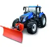 Image de Maisto Tech R/C New Holland Tracteur T8.320 avec Pelle à Neige : Tracteur télécommandé avec lumière et Chasse-Neige Amovible, avec contrôleur de bâton, à partir de 8 Ans, 35 cm, Bleu (582303), 82303
