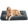 Image de Feandrea Panier pour Chien, Canapé, Lit pour Animaux, 122 x 74 cm, Rembourrage Moelleux, Lavable, Coussin pour Chien, Gris Foncé PGW204G02