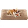 Image de Feandrea Panier pour Chien, Canapé, Lit pour Animaux, 110 x 73 cm, Rembourrage Moelleux, Lavable, Coussin pour Chien, Marron Camel PGW203K01