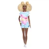 Image de Barbie Fashionistas poupée Mannequin #180 aux Cheveux blonds avec Une Combishort tie and Dye et Baskets, Jouet pour Enfant, HBV14