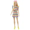 Image de Barbie Poupée Mannequin Fashionistas, Blonde avec Bretelles et Robe Arc-en-Ciel, Vêtements et Accessoires, Jouet Enfant, Dès 3 Ans, HJR96