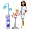 Image de Barbie  Métiers Coffret Dentiste avec 2 Poupées, Fauteuil De Dentiste, Station De Travail pour Dentiste Et Accessoires, Jouet Enfant, Dès 3 Ans, HKT70