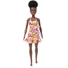 Image de Barbie Série Aime l’Océan avec Cheveux Bruns naturels, poupée en Plastique recyclé, vêtements d’été et Accessoires, Jouet Enfant, Dès 3 Ans, HLP93
