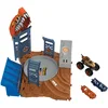 Image de Hot Wheels Coffret Monster Trucks Compétition de Dérapages avec Tiger Shark à l’échelle 1/64 et 2 Voitures à écraser, Compatible avec Les Autres Coffrets, Jouet Enfant, Dès 4 Ans, HNB93