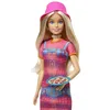 Image de Barbie Ensemble de voyage Italie : poupée blonde, vêtements, accessoires et aliments roses