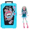 Image de Monster High Coffret Monstrueux Secrets Lagoona Blue avec Poupée et Accessoires, destination : Oasis Glamour avec Mallette et plus de 19 Surprises comme des Vêtements, JDR51