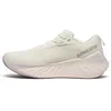 Image de Saucony Baskets Triumph 22 pour Femme, Vanille, 38 EU