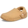 Image de Crocs Classic Cozzzy Slipper 36-37 EU Wheat