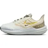 Image de Nike Femme WMNS Air Winflo Shield Bas, Pale Ivory/High Voltage-Neutral Olive, 40 EU