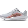 Image de Nike Downshifter 13 Chaussures de Course pour Femme, White MTLC Red Bronze Red Stardust Black, 36.5 EU