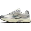 Image de Nike Initiator Chaussures de Course pour Homme Light Bone/Smoke Grey/Coconut 41