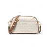 Image de Michael Kors pour femme. 32F5GJ6C5B Jet Set Camera sac à bandoulière petit avec logo beige (OSFA), Casuel, Cuir