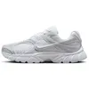 Image de Nike Femme V5 RNR Fashion-Sneakers, Blanc Blanc Noir Metallic Sil, 38 EU