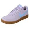 Image de NIKE Femme WMNS Field General SE Sneaker, Doll Psychic Blue Gum Light Brown, 43 EU