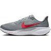 Image de Nike Air Zoom Pegasus 40 pour Homme, Gris Froid/Cramoisi Vif/Gris Loup, 40.5 EU