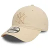 Image de New Era 9Twenty Adjustable Cap - New York Yankees Beige