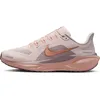 Image de Nike Baskets Pegasus 41 pour Femme, Rouge Limon, Or Rose métallisé/Rose particulaire/Gris Taupe, 39 EU