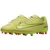 Image de Nike Mixte Enfant Jr Vapor 16 Club FG/MG Chaussure de Football, Limelight Volt Hyper Crimson, 35.5 EU