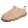 Image de UGG Femme Classic Micro, Sable, 37 EU