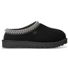 Image de UGG pour femme. 1174470 Chaussons en cuir Tasman II noir (38), Plat, Aucun, Homewear