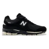 Image de New Balance unisex. U2002RV1 Baskets en cuir 2002R noires (37), Plat, Lacets, Casuel