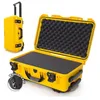 Image de NANUK 935 - Valise de Protection légère et étanche en résine NK-7, avec roulettes et Insert en Mousse Personnalisable (56 cm x 36 cm x 23 cm) Homologuée Bagage Cabine (Jaune)